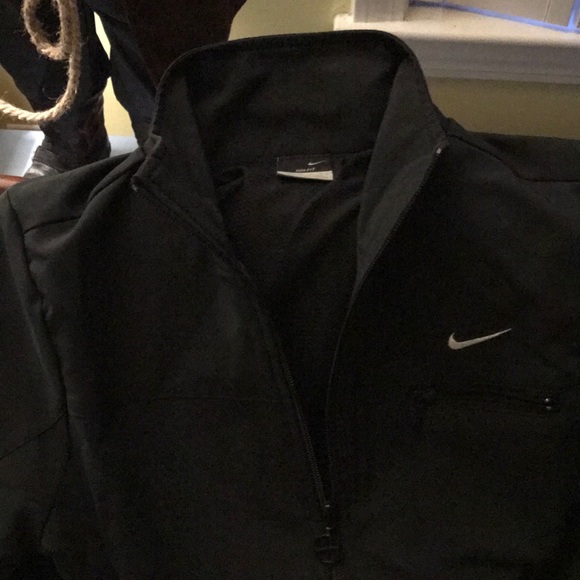 Nike Women’s athletic jacket - Picture 3 of 3